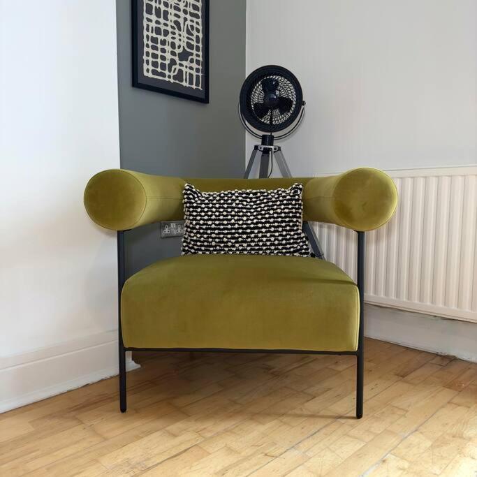 The Quirky Quarter- 2Bedrooms Apartment Liverpool Bagian luar foto